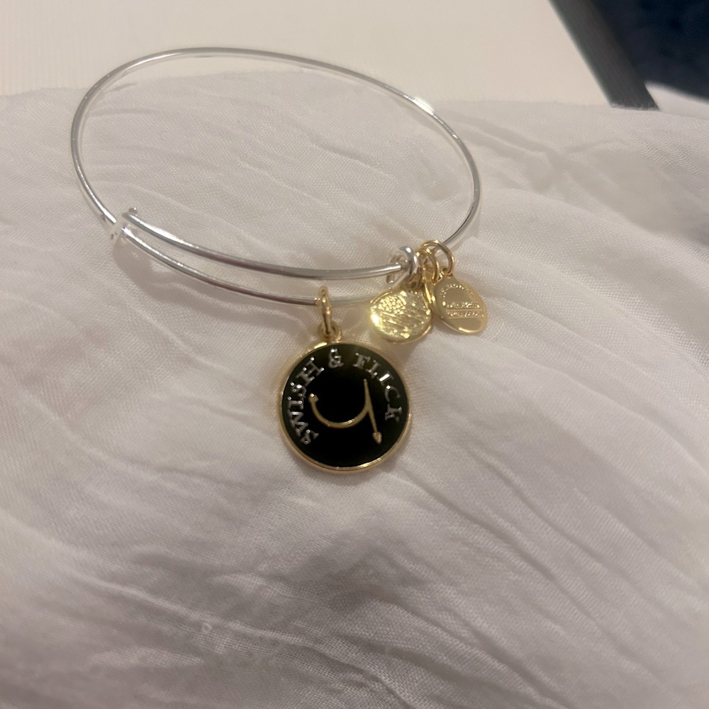 Harry Potter Alex and Ani , swish and flick - hard to find! 2018